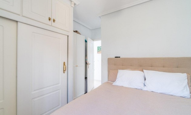 Venta - Villa -
Orihuela Costa - Punta Prima