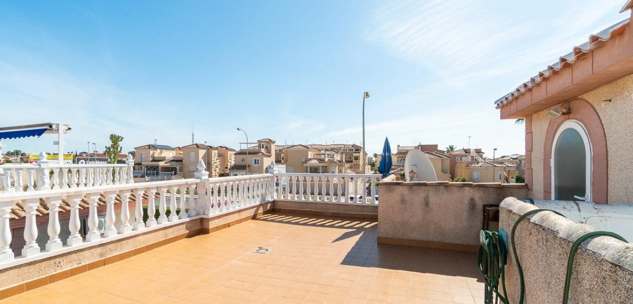 Venta - Villa -
Orihuela Costa - Punta Prima