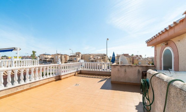 Venta - Villa -
Orihuela Costa - Punta Prima