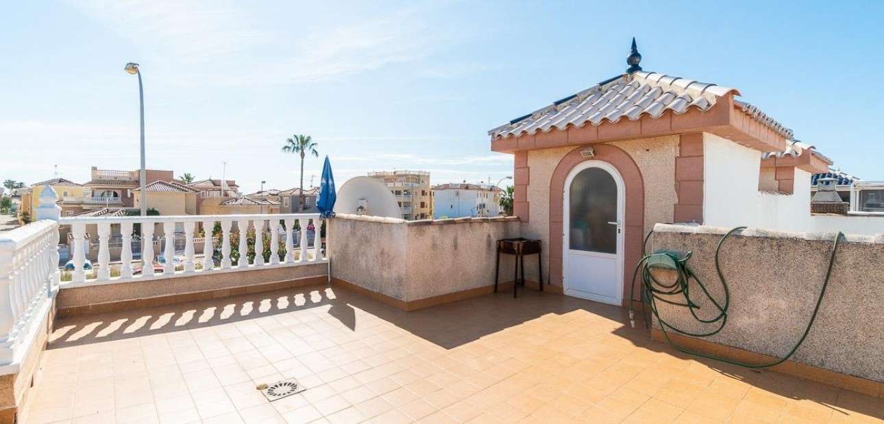 Venta - Villa -
Orihuela Costa - Punta Prima