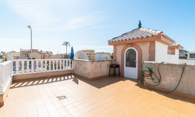 Venta - Villa -
Orihuela Costa - Punta Prima
