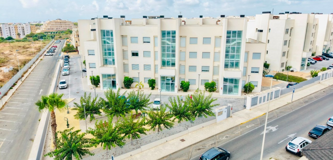 Sale - Apartment / flat -
Orihuela Costa