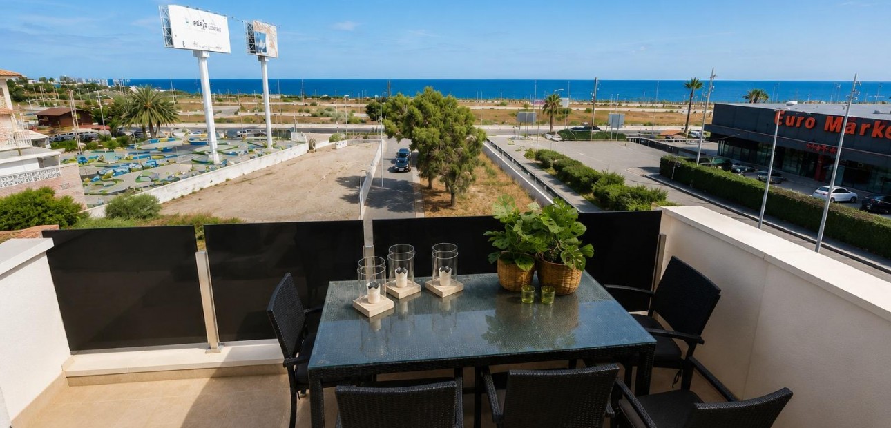 Venta - Apartamento / piso -
Orihuela Costa - Punta Prima