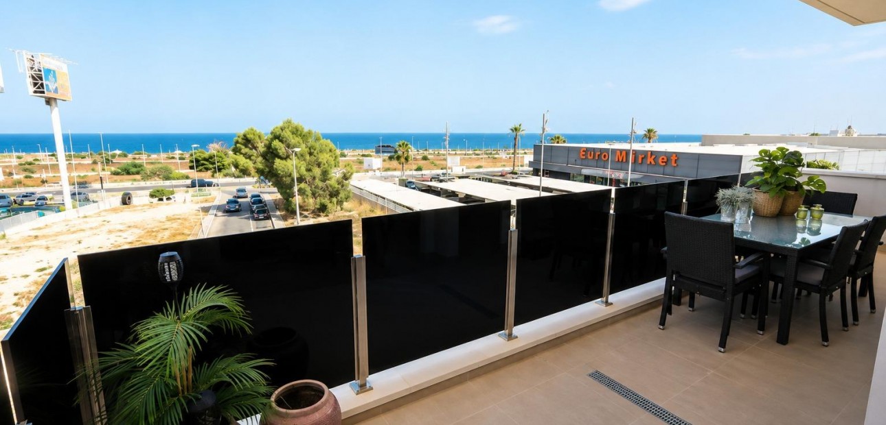 Venta - Apartamento / piso -
Orihuela Costa - Punta Prima