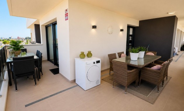 Venta - Apartamento / piso -
Orihuela Costa - Punta Prima