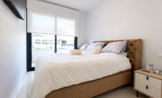 Venta - Apartamento / piso -
Orihuela Costa - Punta Prima