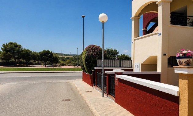 Venta - Bungalow -
Orihuela Costa - Los Altos