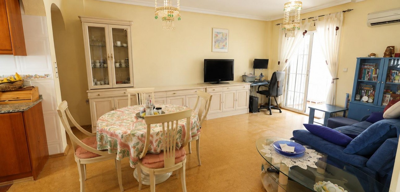 Venta - Apartamento / piso -
Orihuela Costa - Lomas de Cabo Roig