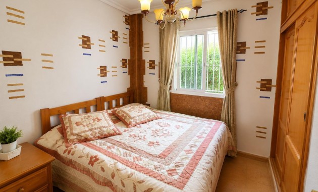 Venta - Apartamento / piso -
Orihuela Costa - Lomas de Cabo Roig