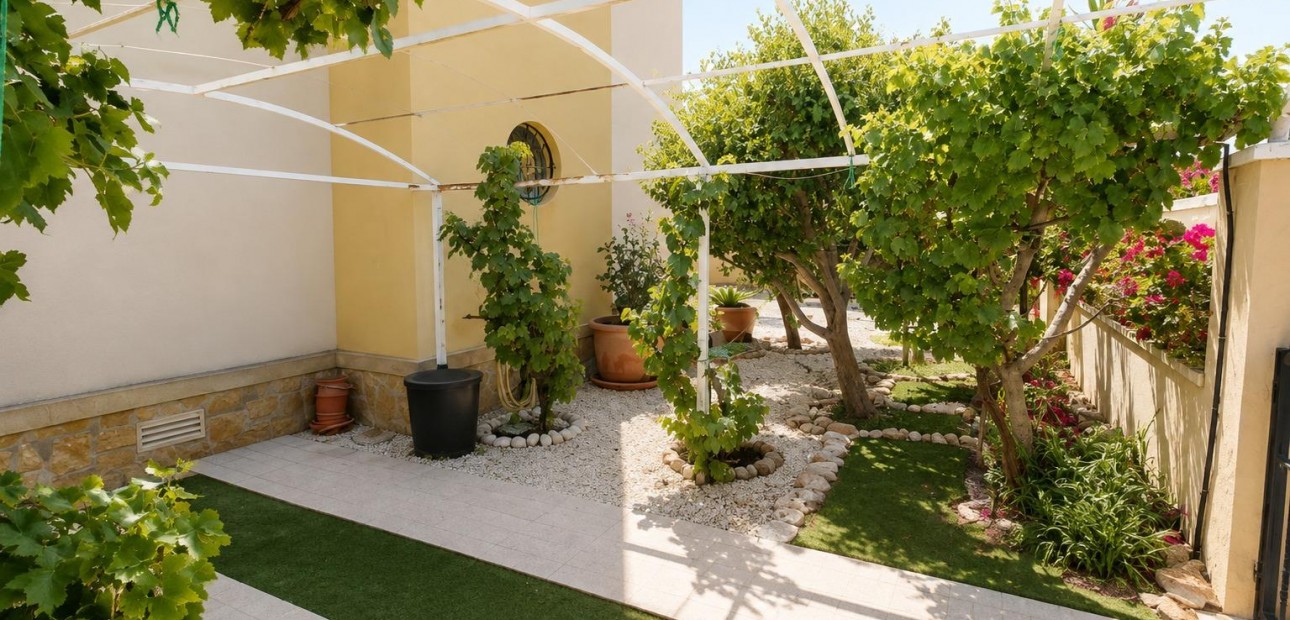 Venta - Apartamento / piso -
Orihuela Costa - Lomas de Cabo Roig