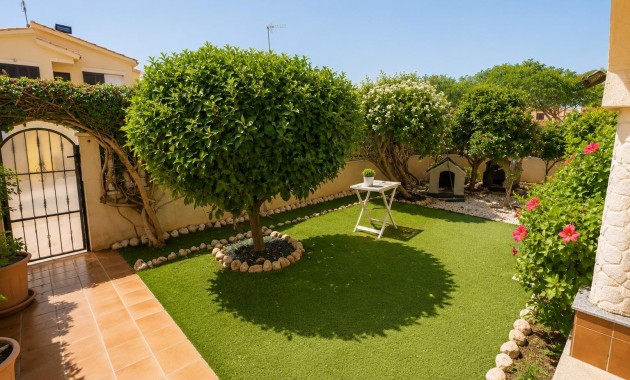 Venta - Apartamento / piso -
Orihuela Costa - Lomas de Cabo Roig