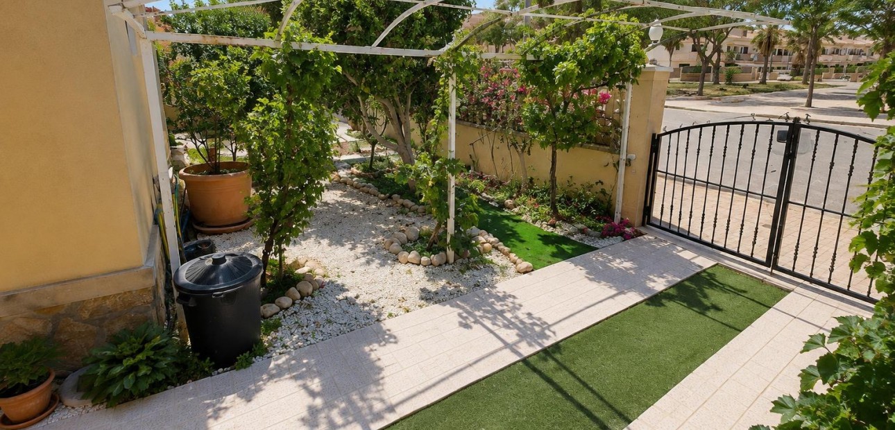 Venta - Apartamento / piso -
Orihuela Costa - Lomas de Cabo Roig