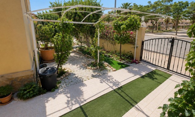 Venta - Apartamento / piso -
Orihuela Costa - Lomas de Cabo Roig