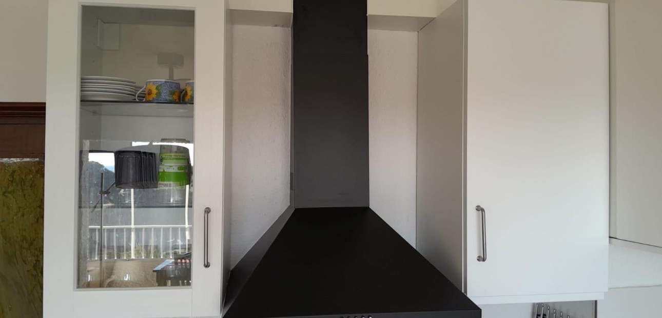 Venta - Apartamento / piso -
Guardamar del Segura - Urbanizaciones