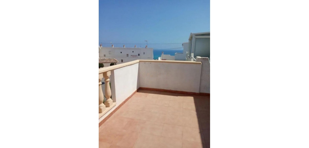 Herverkoop - Terraced house -
Torrevieja - Cabo cervera