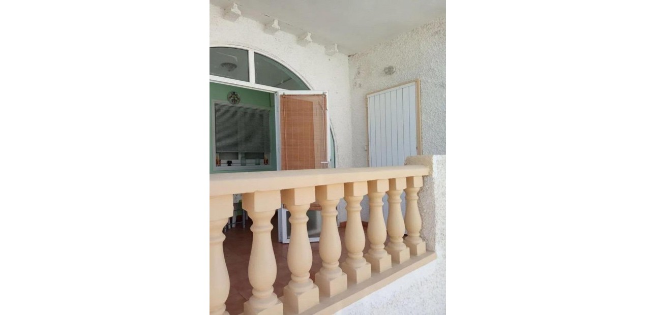 Herverkoop - Terraced house -
Torrevieja - Cabo cervera
