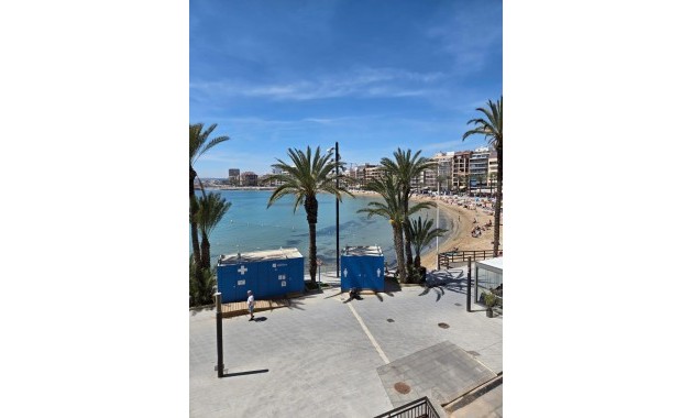 Venta - Apartamento / piso -
Torrevieja - Playa del cura