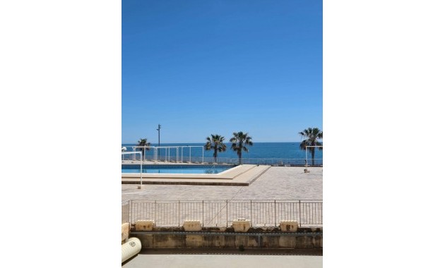 Venta - Apartamento / piso -
Torrevieja - Playa del cura