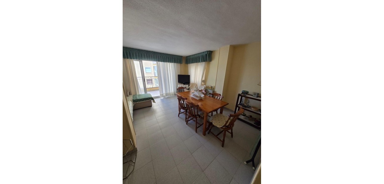 Venta - Apartamento / piso -
Torrevieja - Playa del cura