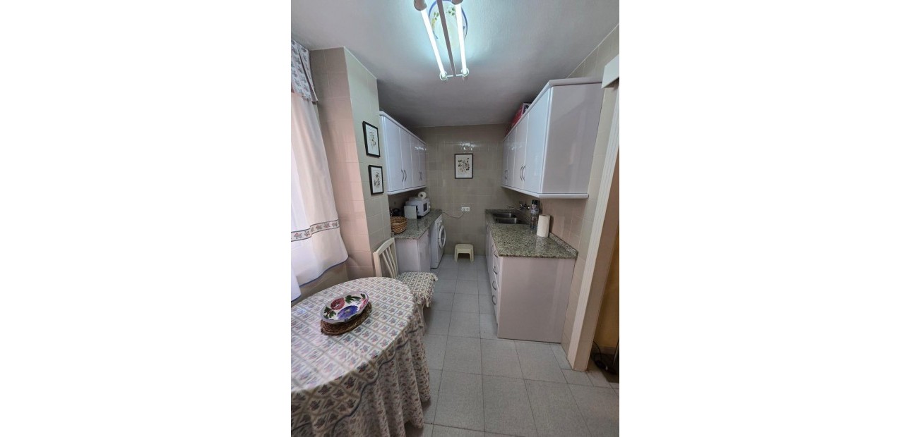 Venta - Apartamento / piso -
Torrevieja - Playa del cura