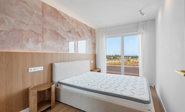 Venta - Apartamento / piso -
Torrevieja - Rocio del Mar