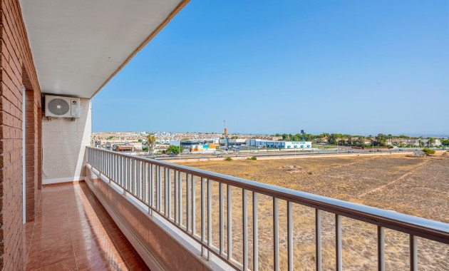 Venta - Apartamento / piso -
Torrevieja - Rocio del Mar