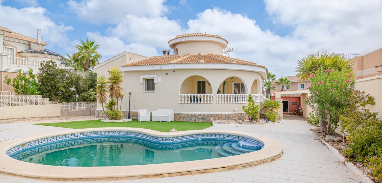 Venta - Detached Villa -
Ciudad Quesada - La Fiesta