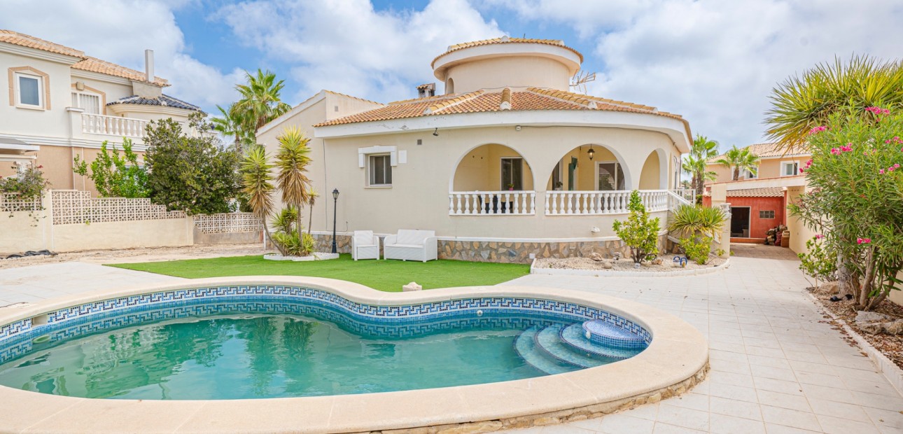 Venta - Detached Villa -
Ciudad Quesada - La Fiesta