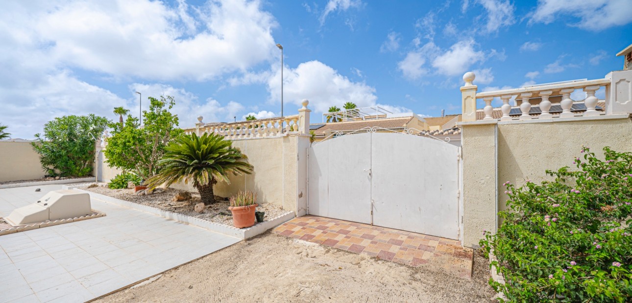 Venta - Detached Villa -
Ciudad Quesada - La Fiesta