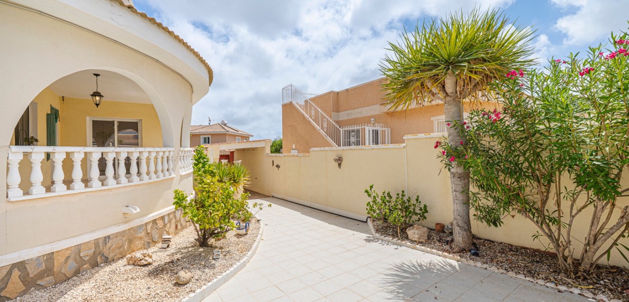 Venta - Detached Villa -
Ciudad Quesada - La Fiesta
