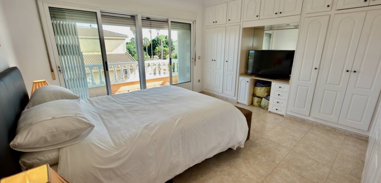 Venta - Villa -
Ciudad Quesada - Dona Pepa