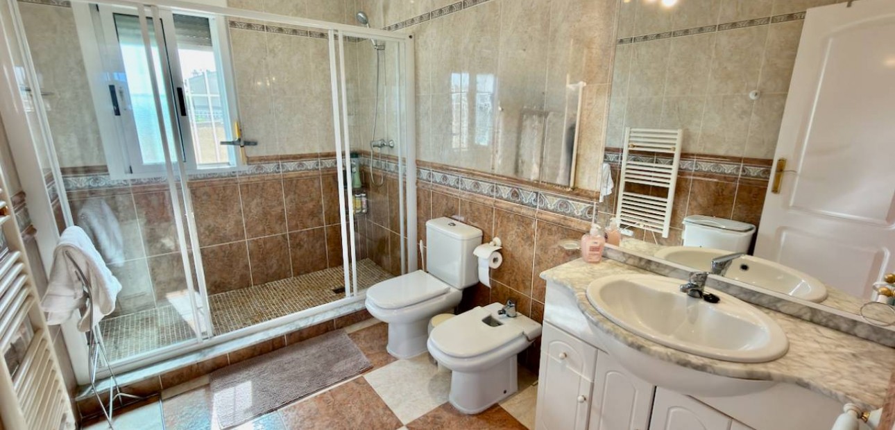 Venta - Villa -
Ciudad Quesada - Dona Pepa
