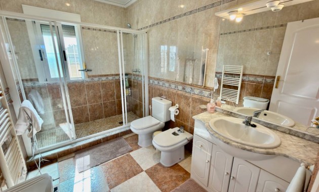 Venta - Villa -
Ciudad Quesada - Dona Pepa