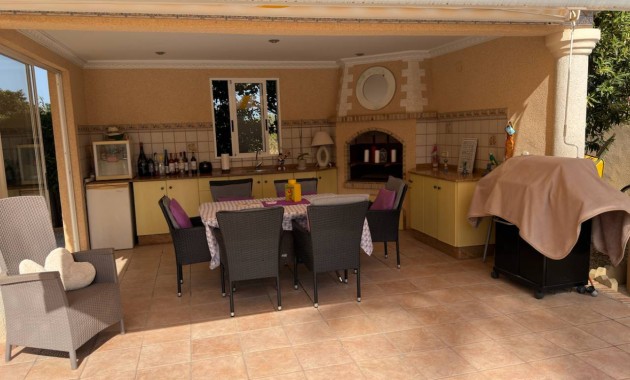 Venta - Villa -
Ciudad Quesada - Dona Pepa