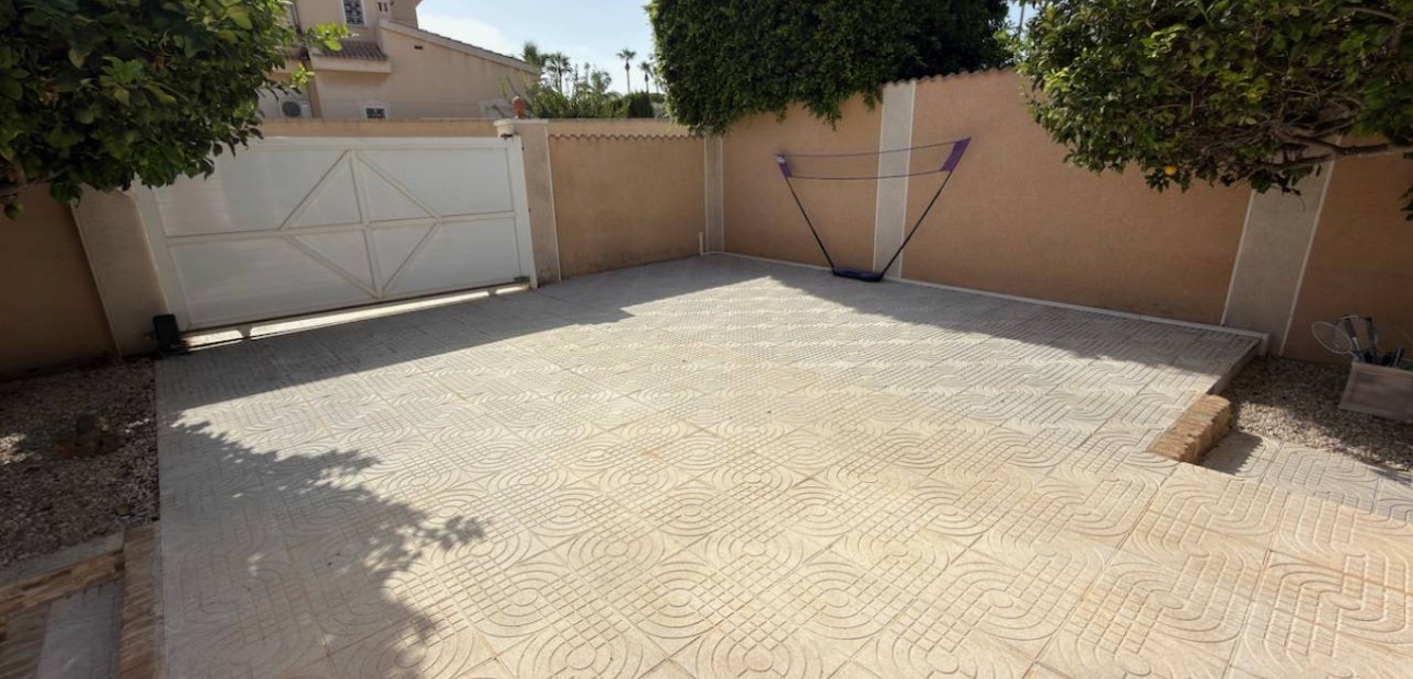 Venta - Villa -
Ciudad Quesada - Dona Pepa