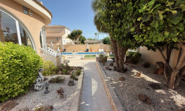 Venta - Villa -
Ciudad Quesada - Dona Pepa