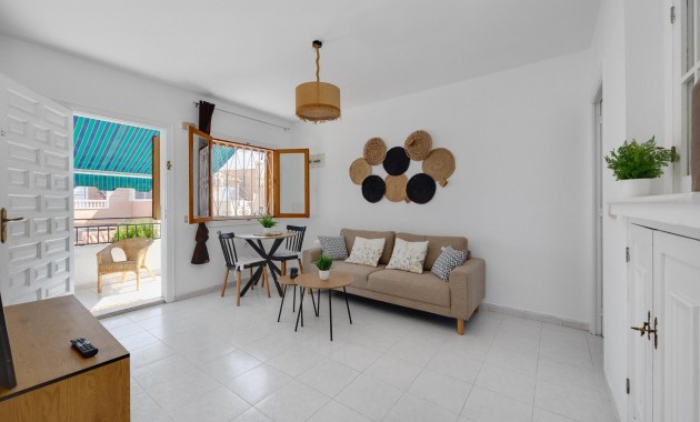 Venta - Apartamento / piso -
Torrevieja - Zona los Frutales
