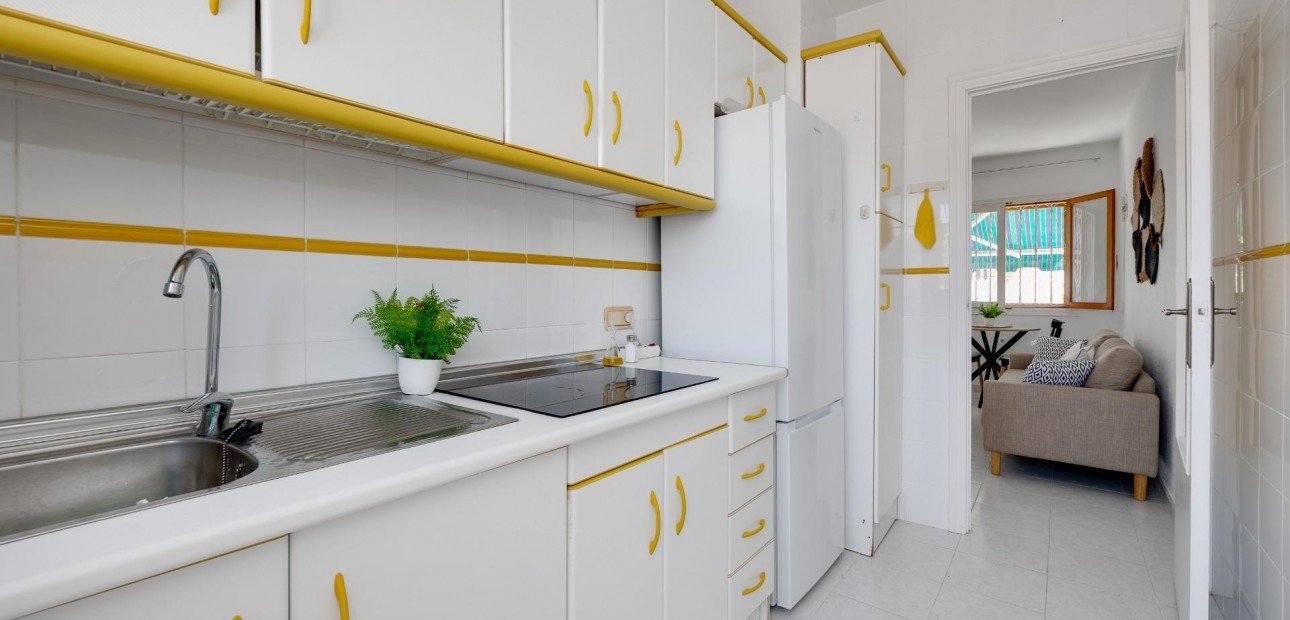 Venta - Apartamento / piso -
Torrevieja - Zona los Frutales