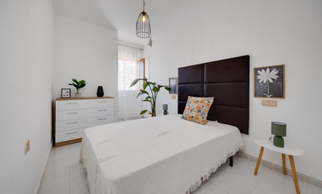 Venta - Apartamento / piso -
Torrevieja - Zona los Frutales