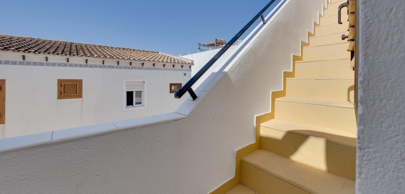 Venta - Apartamento / piso -
Torrevieja - Zona los Frutales