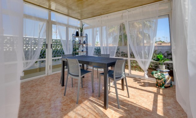 Venta - Apartamento / piso -
Torrevieja - Zona los Frutales