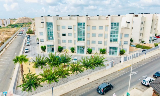 Venta - Apartamento / piso -
Orihuela Costa - Villamartin