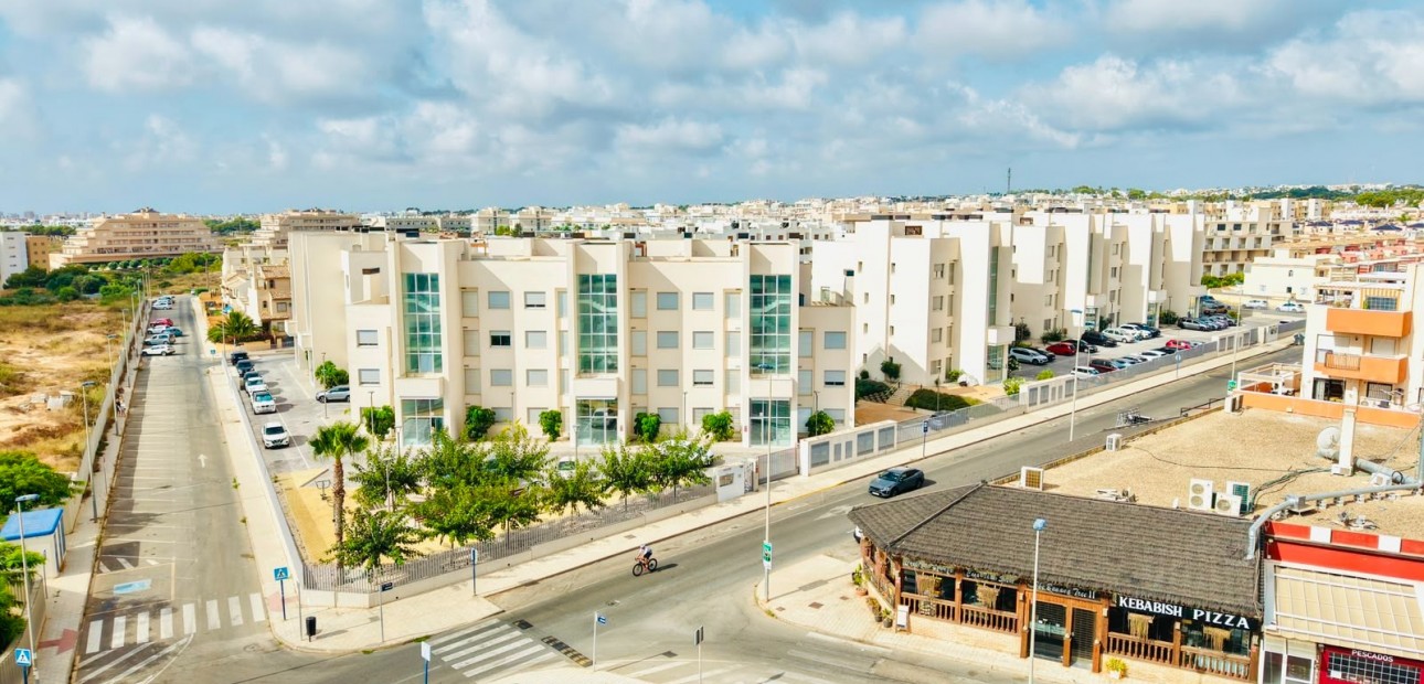 Venta - Apartamento / piso -
Orihuela Costa - Villamartin