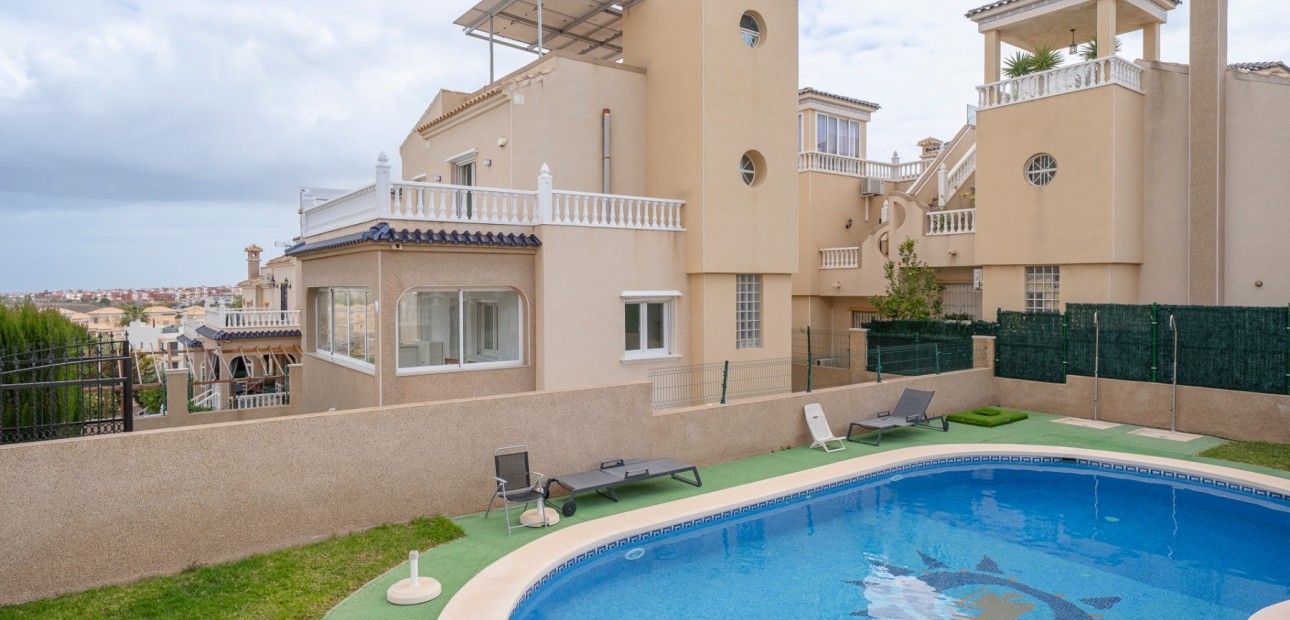 Venta - Detached Villa -
Orihuela Costa - Villamartin
