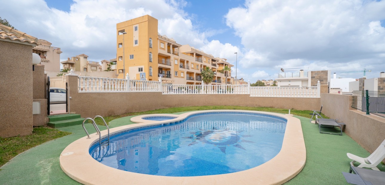 Venta - Detached Villa -
Orihuela Costa - Villamartin