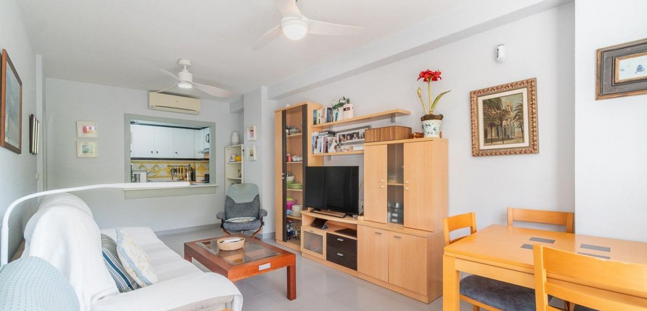 Venta - Apartamento / piso -
Orihuela Costa - Campoamor