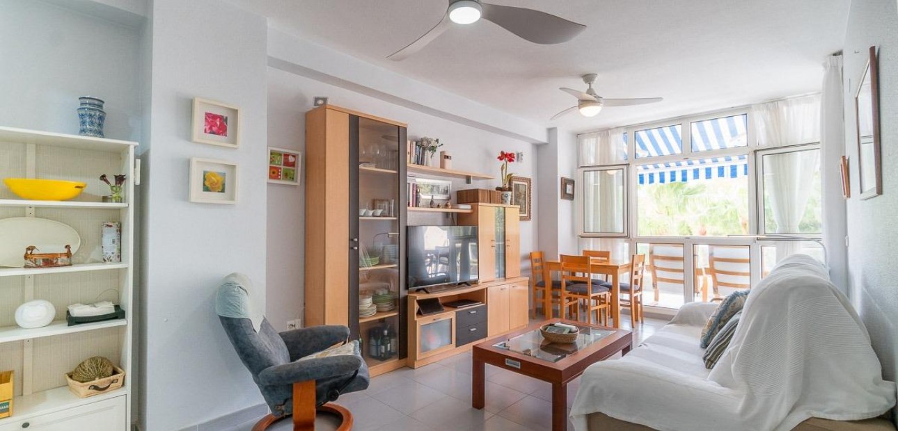 Venta - Apartamento / piso -
Orihuela Costa - Campoamor