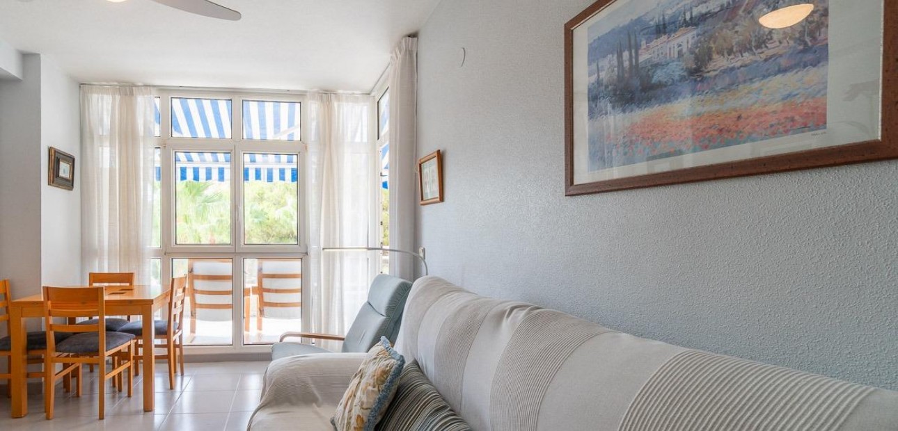 Venta - Apartamento / piso -
Orihuela Costa - Campoamor