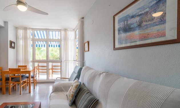 Venta - Apartamento / piso -
Orihuela Costa - Campoamor