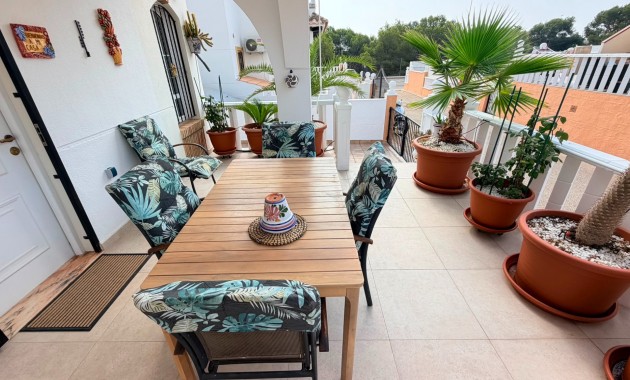 Venta - Semi Detached Villa -
Lomas de Cabo Roig - Orihuela Costa